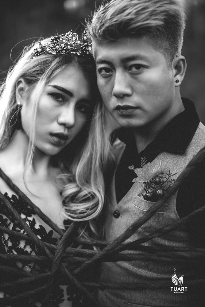 Album chụp ảnh cưới Concept: Sắc Đen Huyền Bí 44