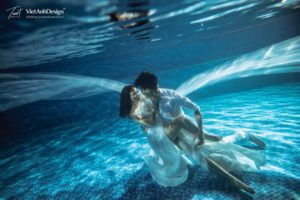 Album chụp ảnh cưới đẹp Concept dưới nước 23