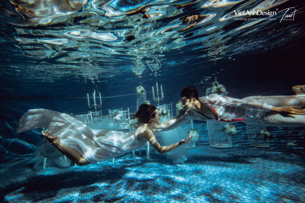 Album chụp ảnh cưới đẹp Concept dưới nước 30
