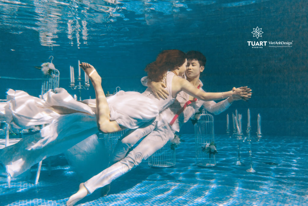 Album chụp ảnh cưới đẹp Concept dưới nước 34