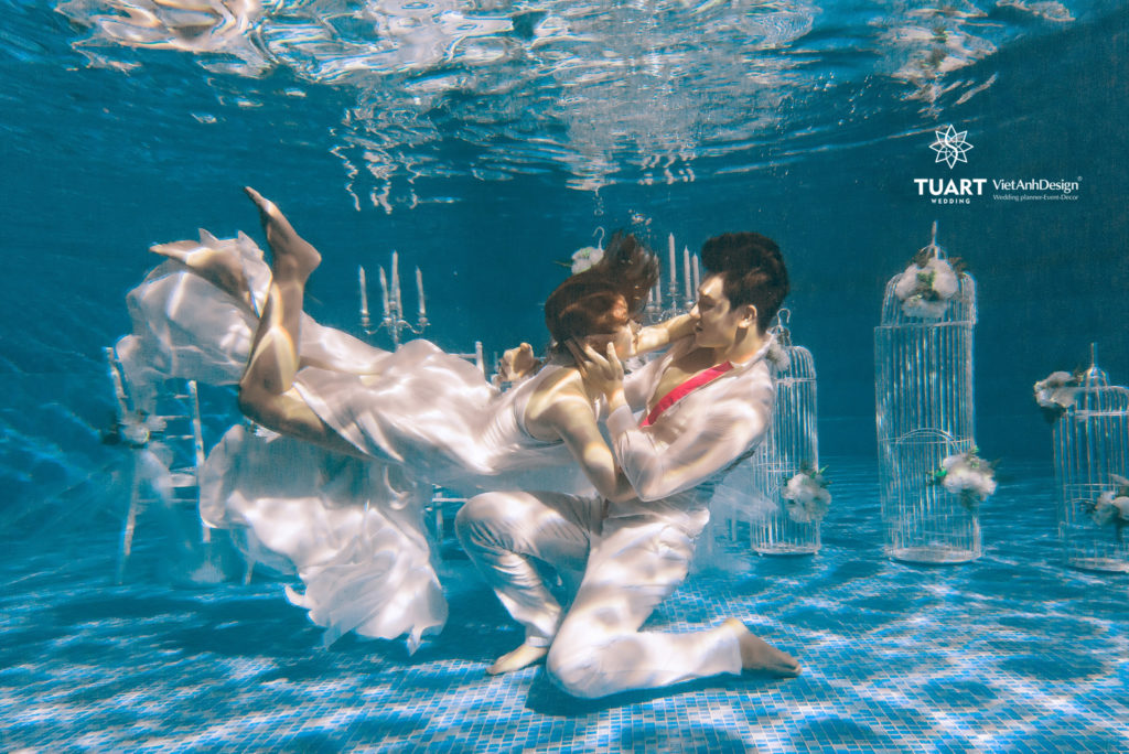 Album chụp ảnh cưới đẹp Concept dưới nước 40