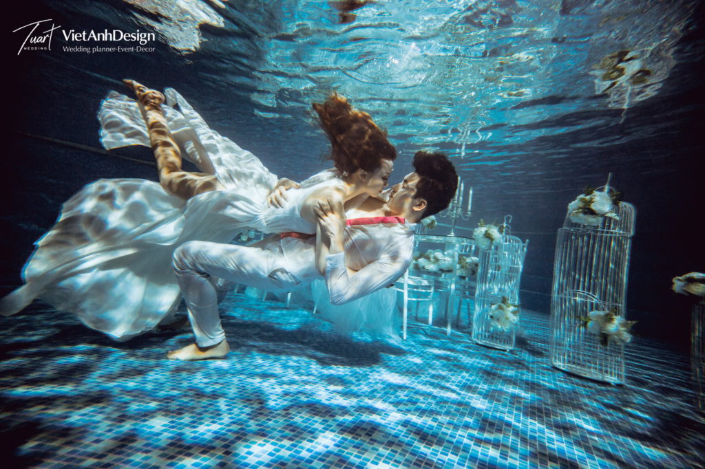 Album chụp ảnh cưới đẹp Concept dưới nước 50