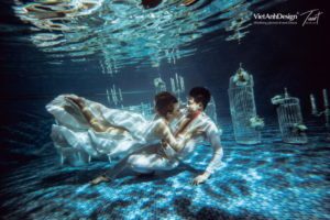 Album chụp ảnh cưới đẹp Concept dưới nước 53