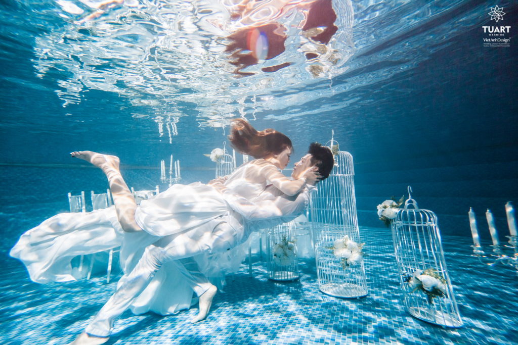 Album chụp ảnh cưới đẹp Concept dưới nước 54