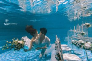 Album chụp ảnh cưới đẹp Concept dưới nước 59