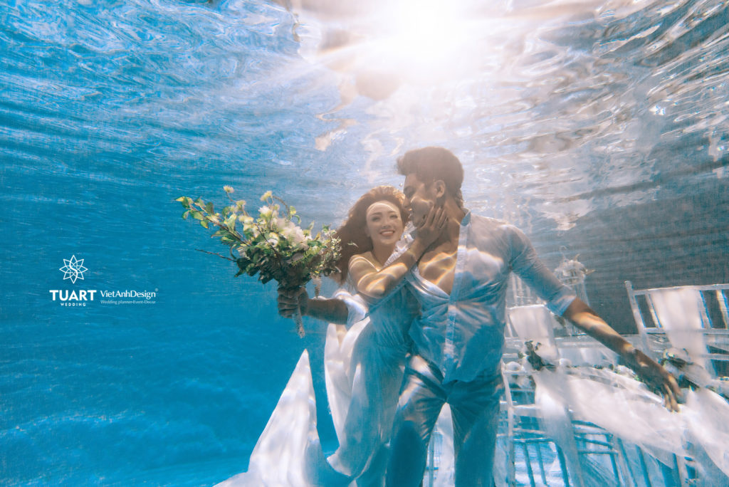 Album chụp ảnh cưới đẹp Concept dưới nước 62