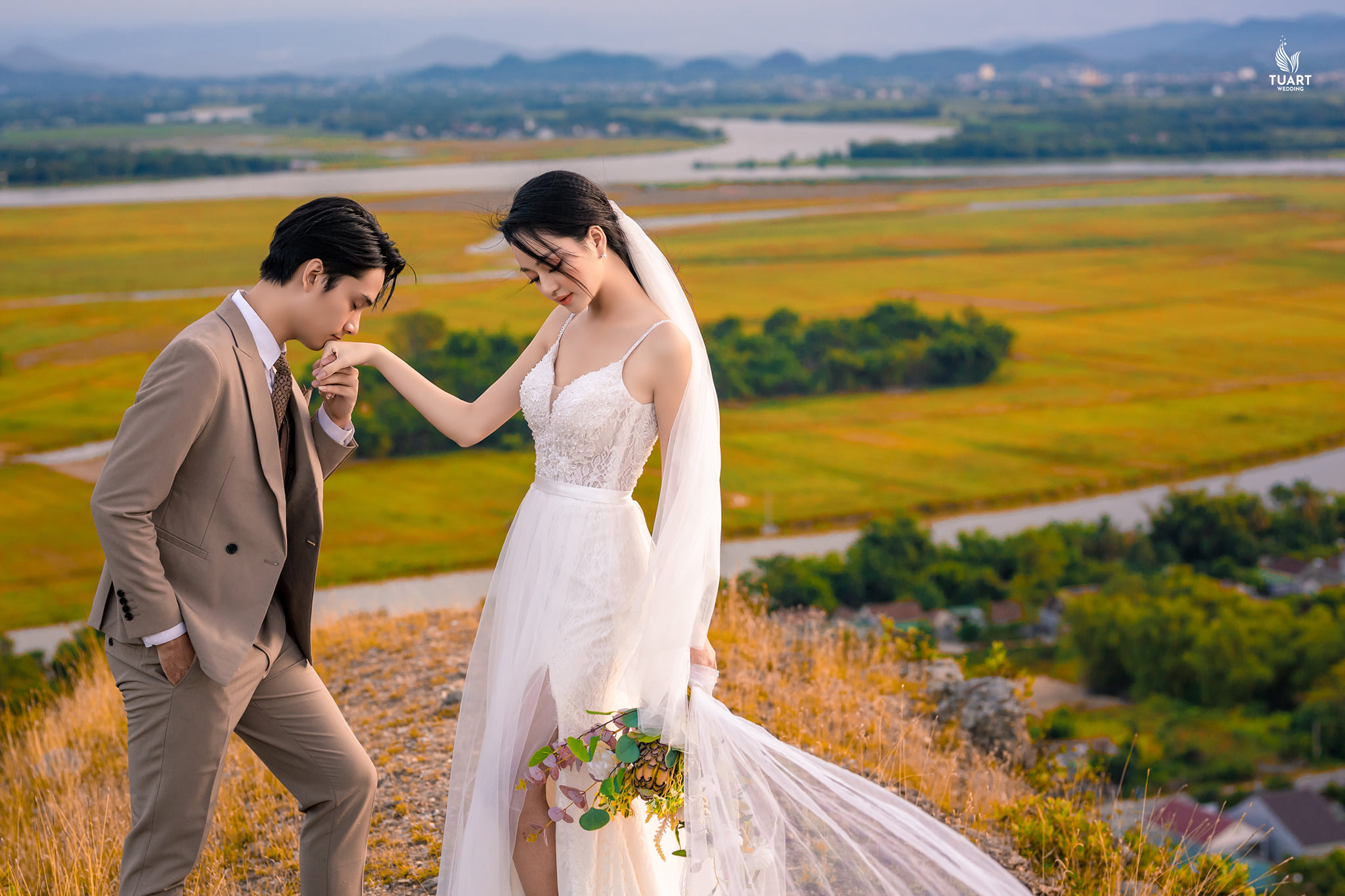 Album chụp ảnh cưới đẹp tại Vinh – Núi Lam Thành 4