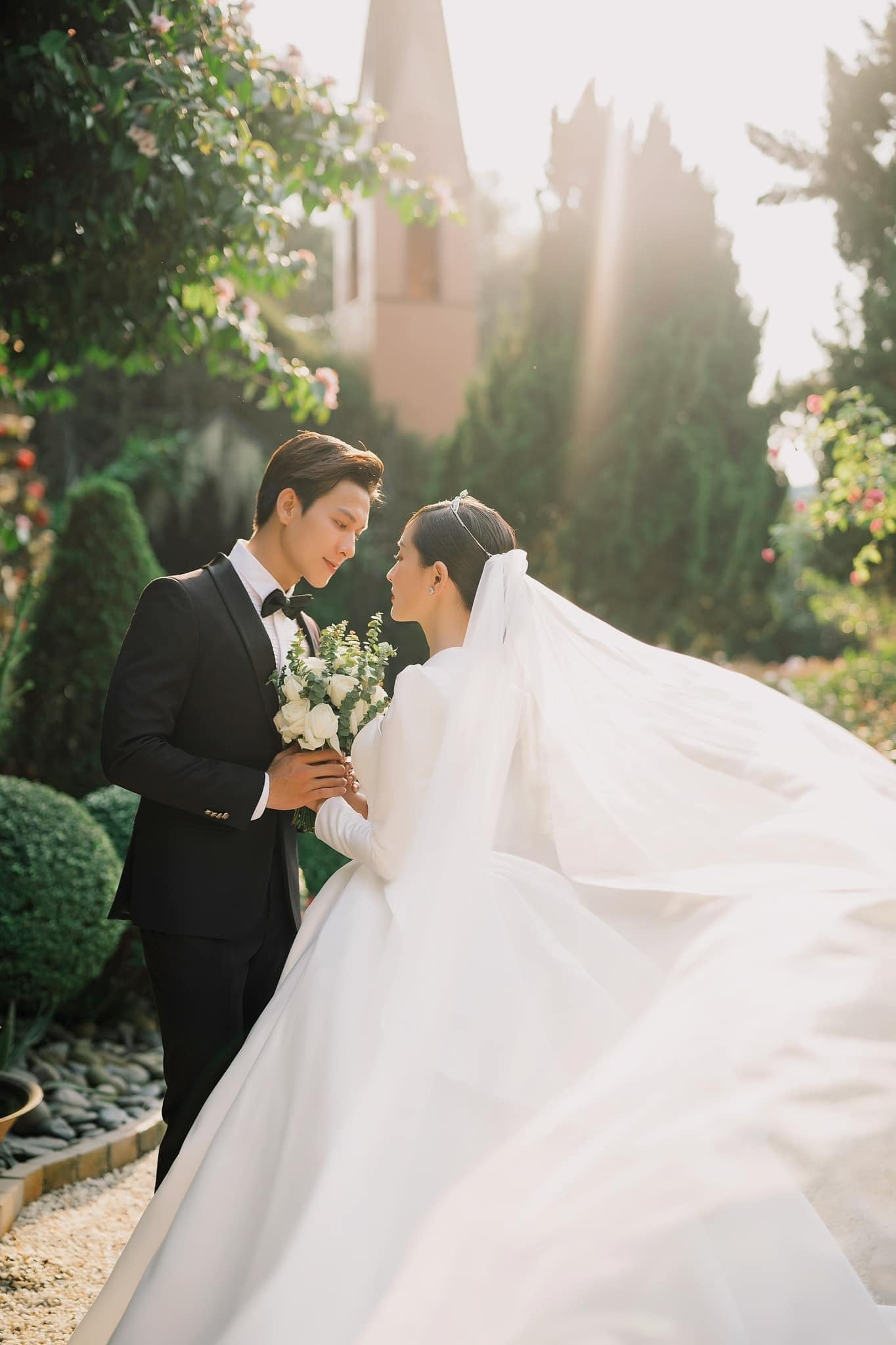 Album chụp ảnh cưới đẹp phong cách Hàn Quốc 17