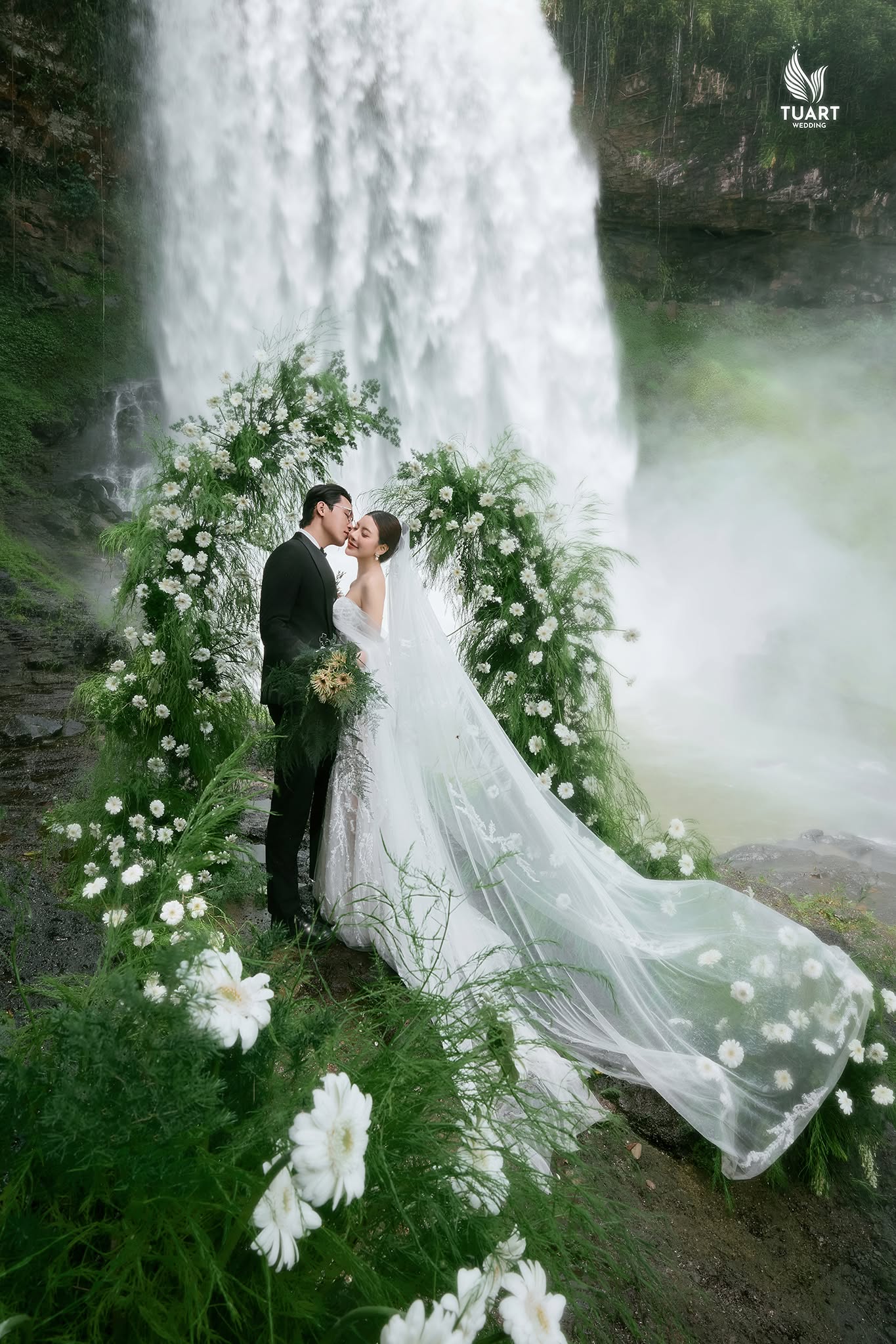 Wedding Photographer Hanoi | Wedding & Pre-Wedding Photography